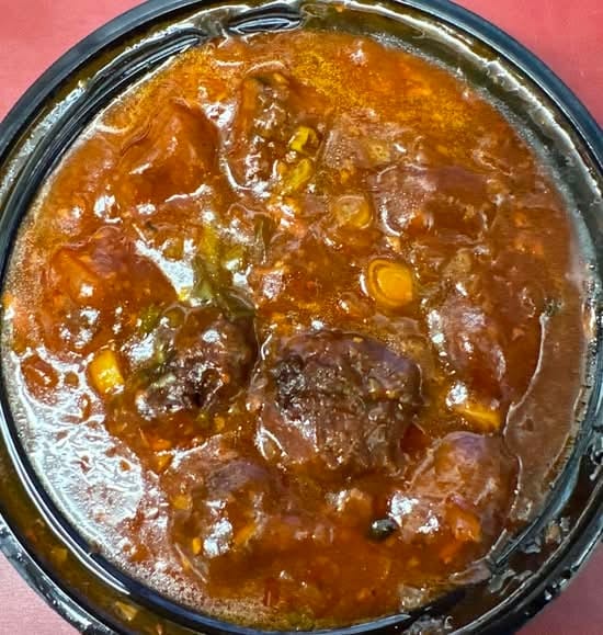 Vegetable Manchurian (Gravy) *.